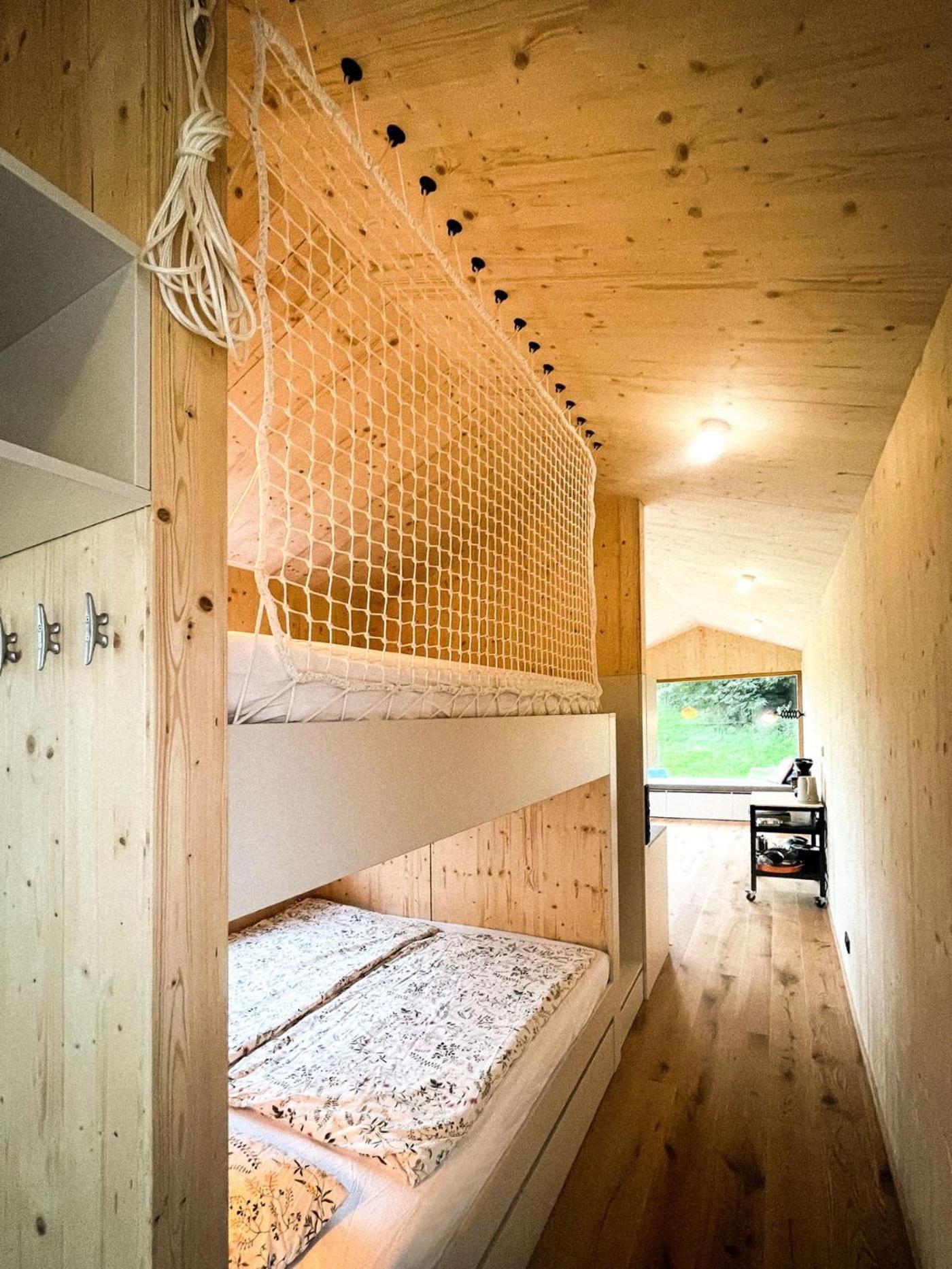 Вилла Die Klingerei - Tiny House Wiese Зевальхен Экстерьер фото